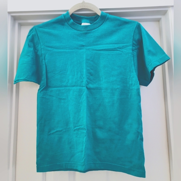 Girl's tshirt - Picture 1 of 2